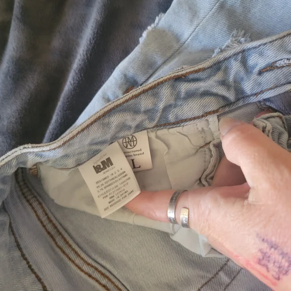 I&M Light Blue Denim Jean Shorts - Picture 3 of 8